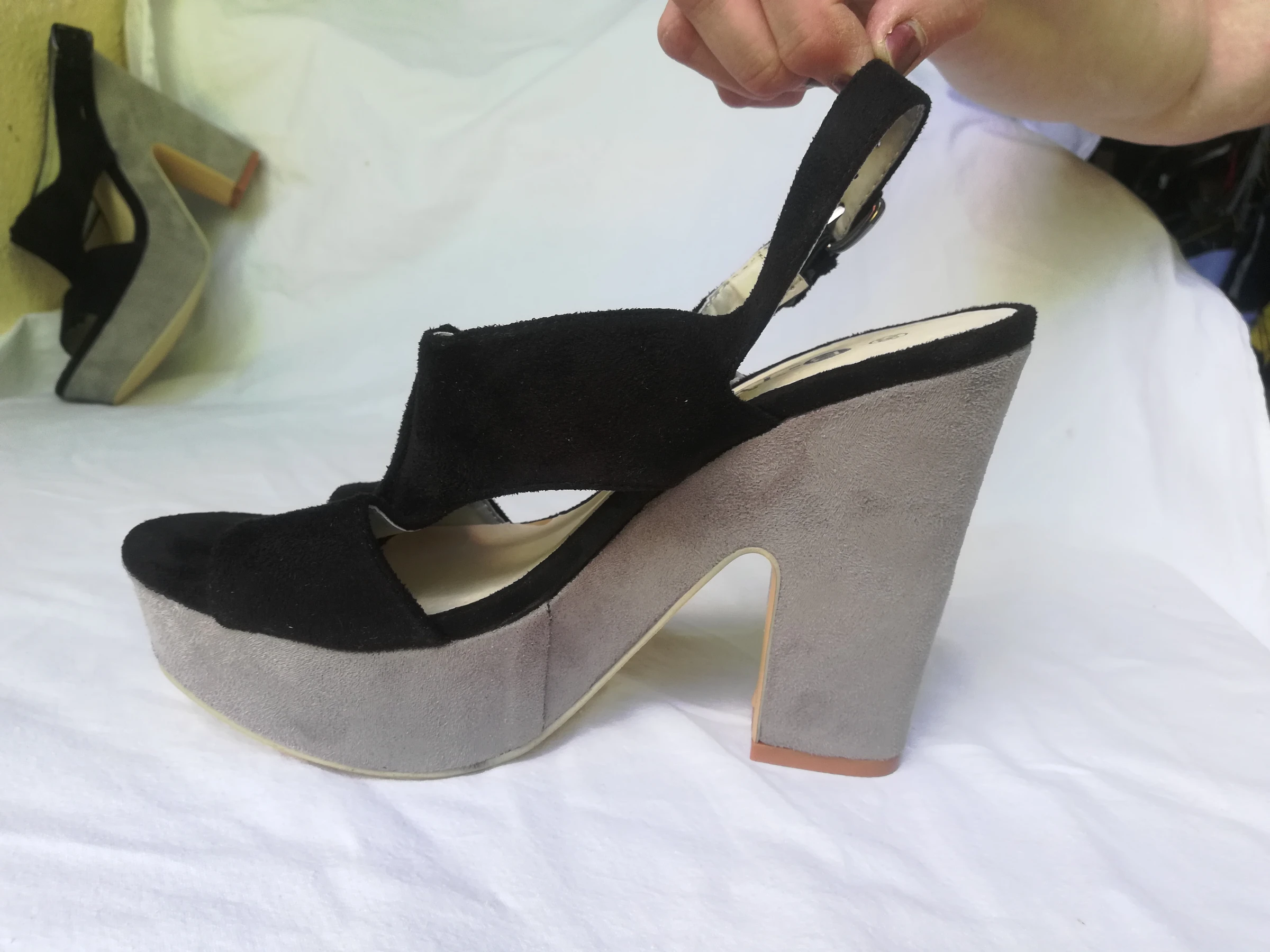 Tweekleurige zwarte/grijze pumps met dikke hoge hak van 12 cm maat 37 - nieuw – photo 19